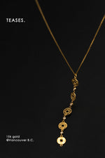 18K 골드 포춘 코인 펜던트 목걸이 (다이아몬드 장식)