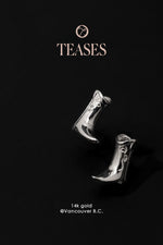 14K 솔리드 골드 & 화이트 골드 소재의 다이아몬드 조각 골드 부츠 귀걸이 & 목걸이 세트