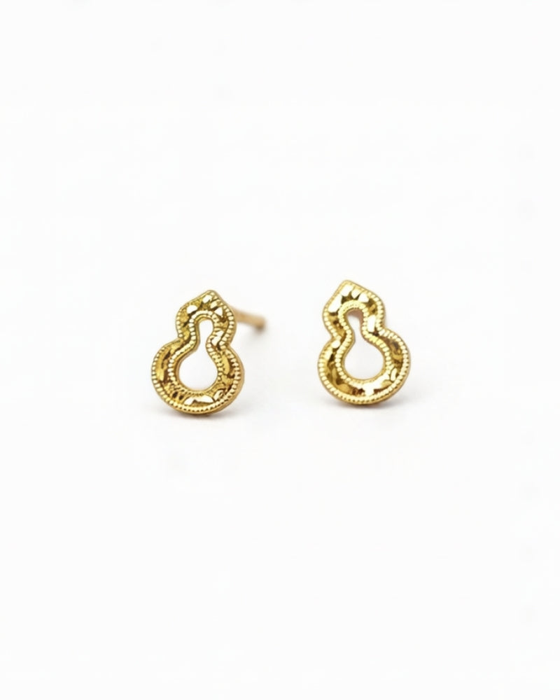 Fortune and Prosperity Gourd 18K gold stud earrings from Oriental Beauty series, handcrafted with exhibition-grade goldwork.