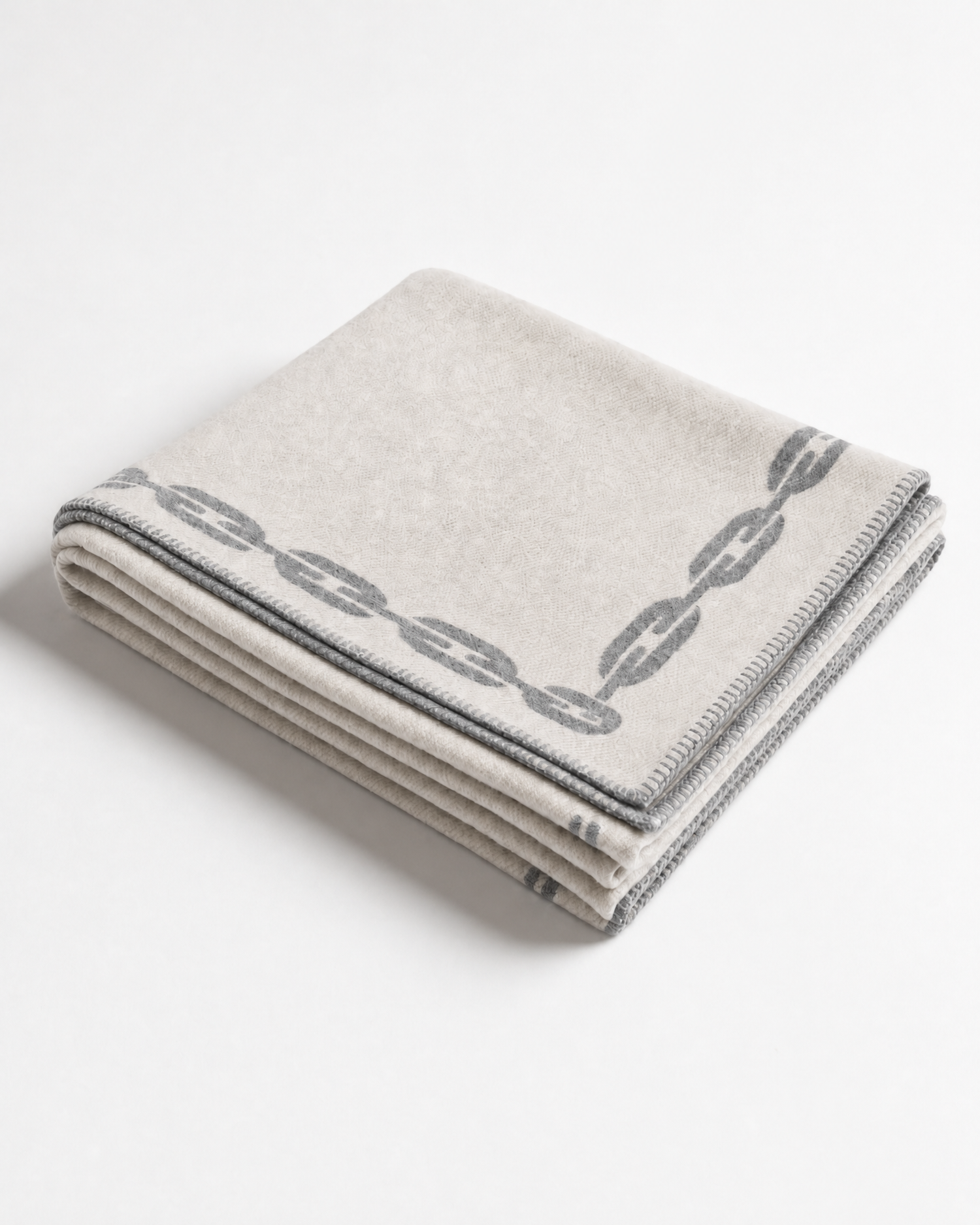 Chaîne d'Ancre Cashmere Wool Blanket — Oversized Reversible Throw