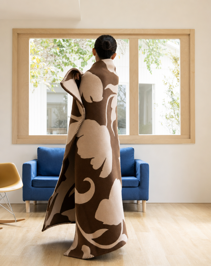 Tulip Jacquard Lambswool Throw Blanket - Image 1